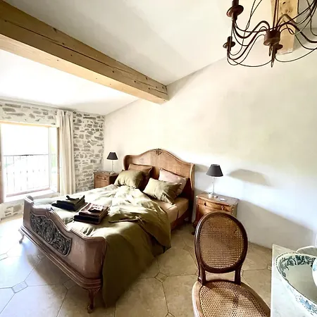 Casa de Férias Le Domaine De La Tuilerie - De Charme En Bord De Riviere Avec Piscine *