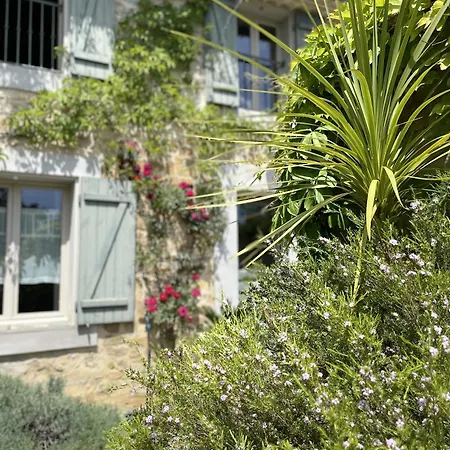 Vakantiehuis Le Domaine De La Tuilerie - De Charme En Bord De Riviere Avec Piscine